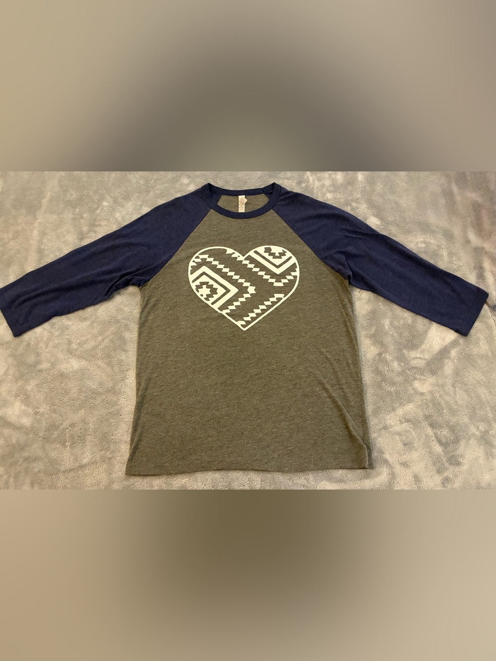 Women’s Canvas Navy and Charcoal Raglan Heart Tee Size Medium 3/4 inch Sleeves